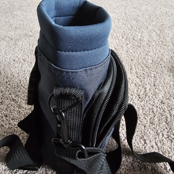 Wild Wolf Outfitters Water Bottle Holder for 32oz Bottles Blue - Carry, Protect - Picture 5 of 16